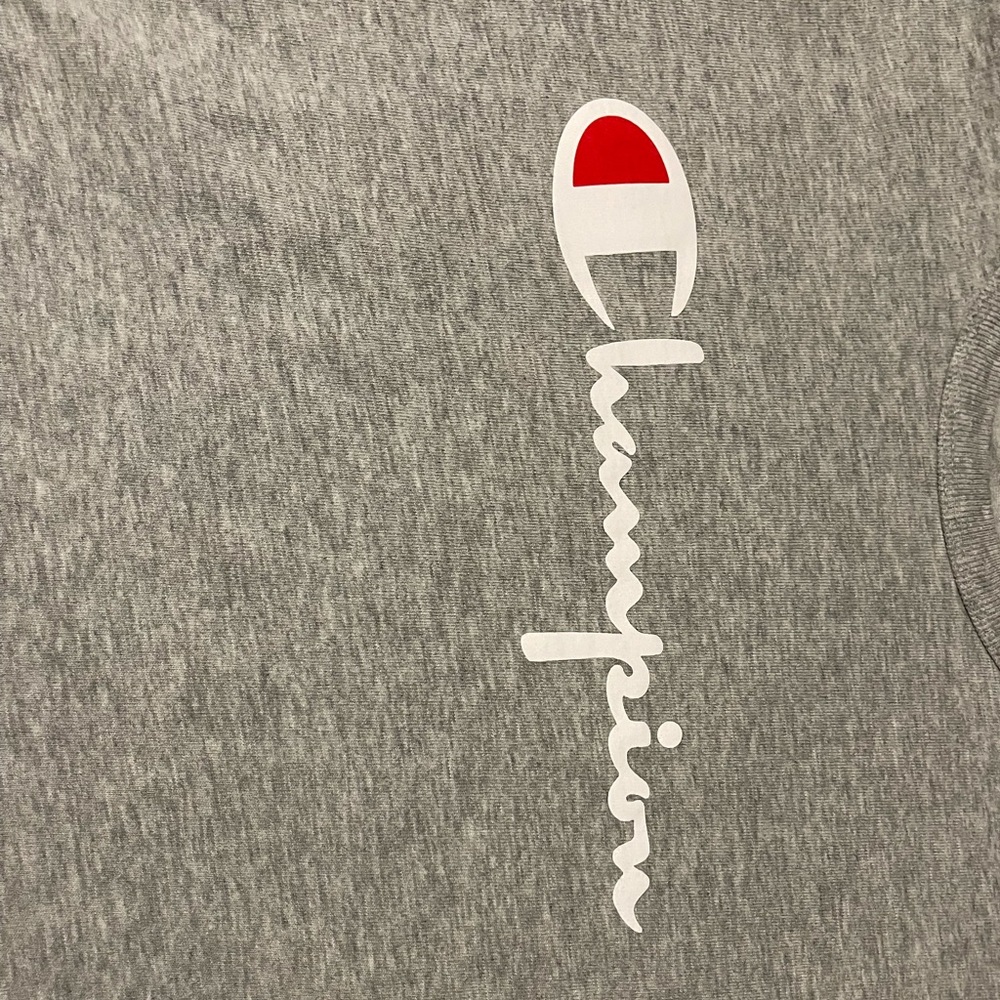 Women’s champion shirt - Picture 3 of 3